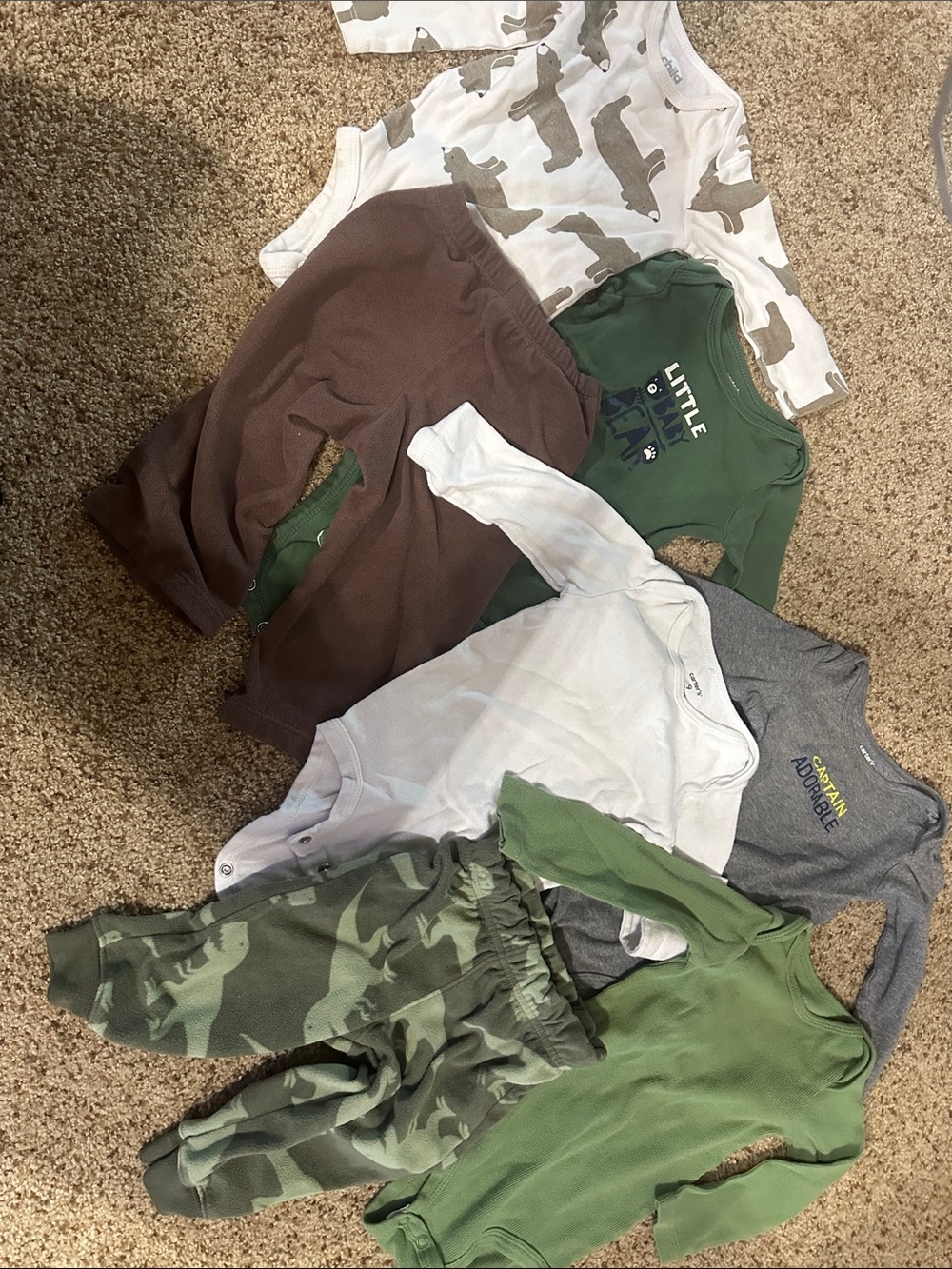 Bodysuit and Pants Set - 5 onsies, 2 pants